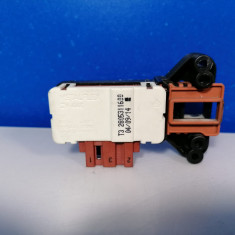 Mecanism inchidere usa masina de spalat Arctic Beko 2805311600