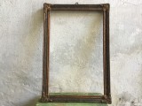 arta / design / vintage - Rama deosebita din lemn cu ornamente din ipsos pentru tablouri, fotografii, goblene, acte, documente sau diverse !