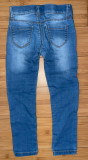 Pantaloni blugi jeans fata subtiri albastri buzunare spate 4/5 ani