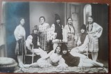 Fotografie tip carte postala, grup de tineri in costume traditionale, 1929