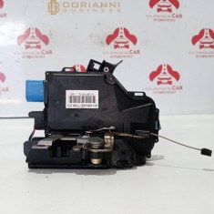Broasca portiera stanga spate seat skoda vw