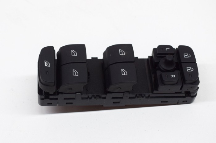 Buton geam ușă dreapta față VOLVO XC40 536 2022 OEM: 32319764 | 17597626