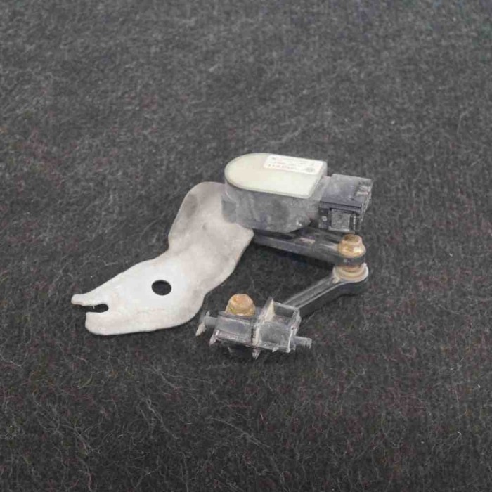Senzor de nivel &icirc;nălțime dreapta față AUDI Q7 4L 2006 OEM: 7L0616214B,151601-00582 2647592