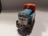 bnk jc Thomas &amp; Friends - locomotiva Den - Mattel