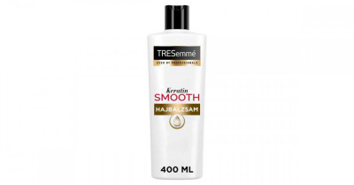 TRESemm&amp;eacute; Keratin Smooth Hajbalzsam gubancol&amp;oacute;d&amp;aacute;sra hajlamos hajra 400ml foto