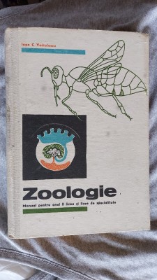 ZOOLOGIE - IOAN C VOICULESCU , ANUL 1973, STARE FOARTE BUNA . RARA ! foto