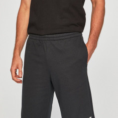 EA7 Emporio Armani Pantaloni scurți bărbați, culoarea albastru marin