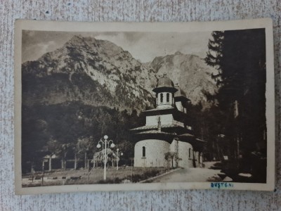 Bușteni - Biserica ortodoxa. foto