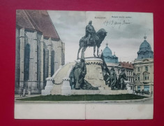 Cluj statuia Matei Corvin dubla foto