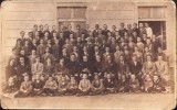 P1772N Elevi cu dascăli preoți catolici, Satu Mare, perioada interbelică