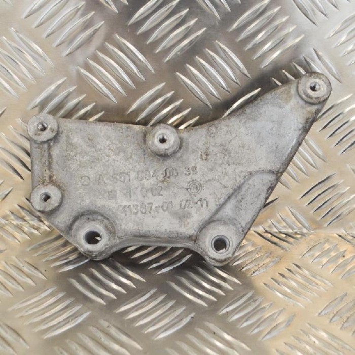 Suport motor st&acirc;nga MERCEDES-BENZ SPRINTER 3-t Minibus / passenger 906 2014 OEM: A6510940039 3984551