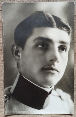 Portret sublocotenent de artilerie in uniforma model 1912// foto tip CP foto