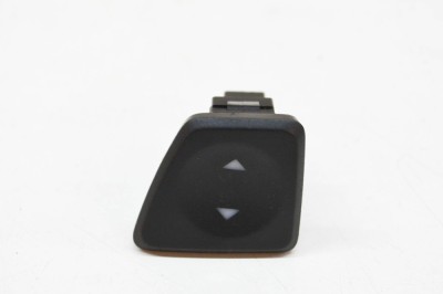 Buton geam ușă dreapta față FIAT 500 312_ 2009 OEM: E30500 13942623 foto