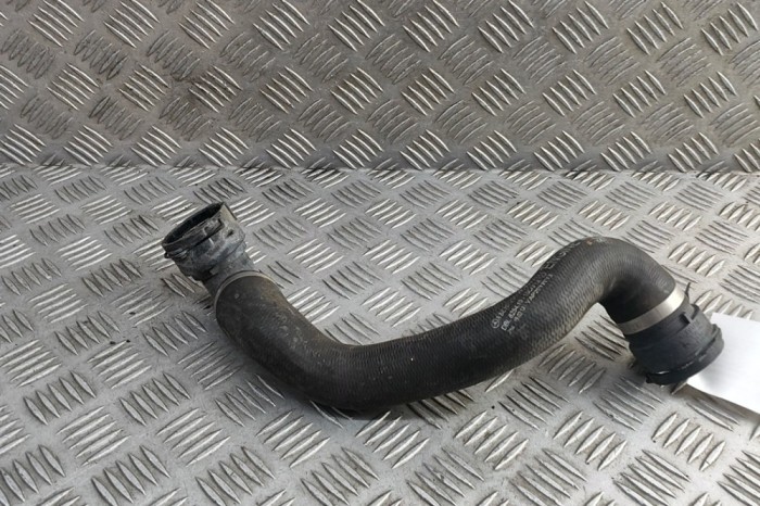 Furtun de lichid de răcire MERCEDES-BENZ C T-Model S205 2015 OEM: A2055010282 | 31556859