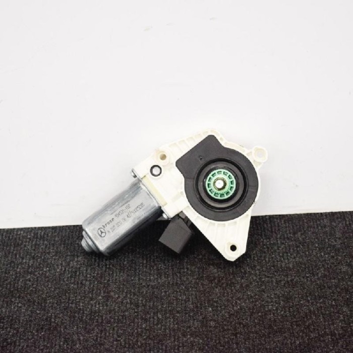 Motor macara geam ușă dreapta față MERCEDES-BENZ SLK R172 2015 OEM: A2078200642 3624576
