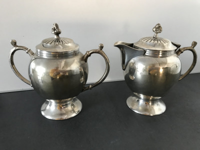 Superb set format din ceainic si zaharnița din alama argintata,marcat,E.P.N.S. foto