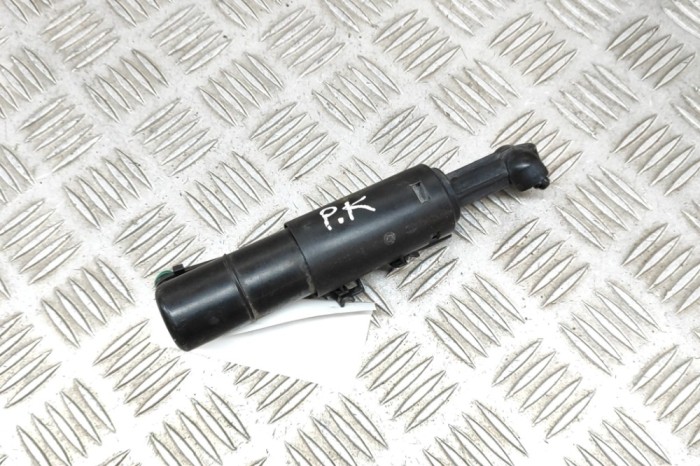 Pompa spălător far st&acirc;nga MERCEDES-BENZ C T-Model S204 2012 OEM: A2048602747,8WT011156 | 22584558