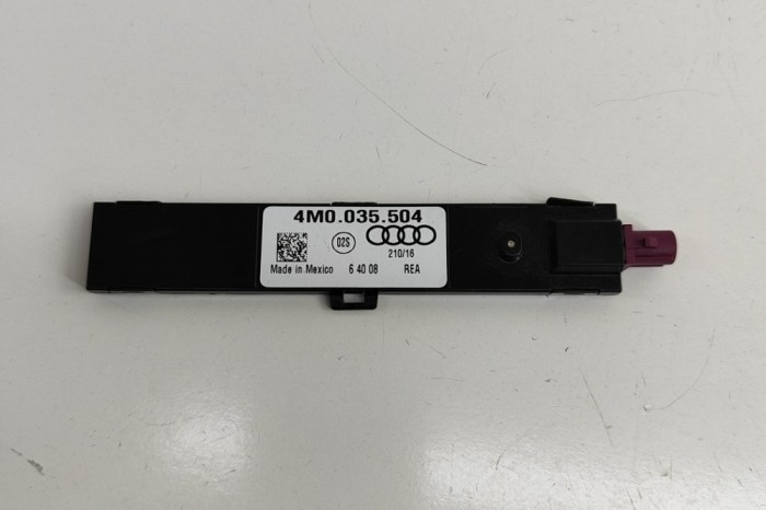 Amplificator de antena AUDI Q7 4M 2017 OEM: 4M0035504 29863113