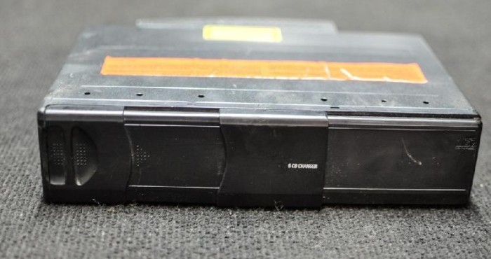 Magazie de CD-uri BMW 3 E90 2011 OEM: 9196669 2170004