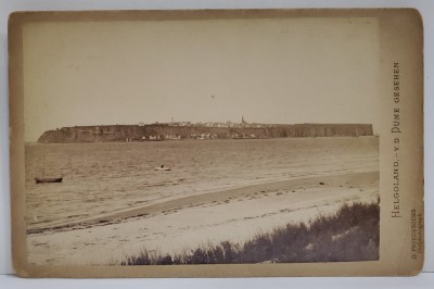 PHOTOGRAPH G. FRIEDERICHS , HELGOLAND - V.D. DUNE GESEHEN , FOTOGRAFIE CABINET , CCA. 1900 foto