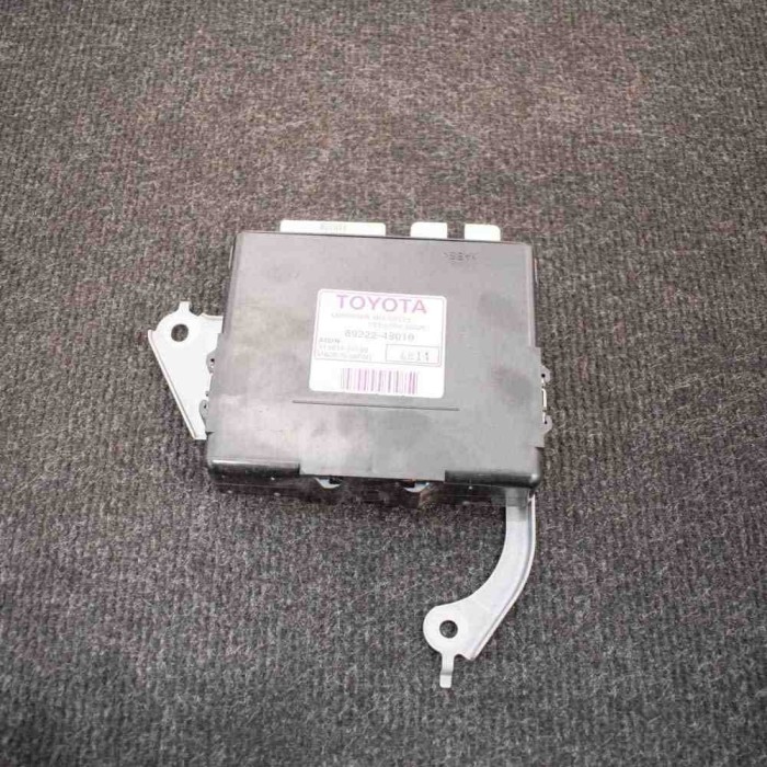 Alt modul de control LEXUS RX _U3_ 2006 OEM: 89222-48010414814-10040 3744124