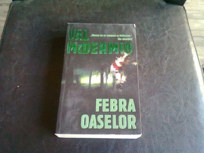 FEBRA OASELOR - VAL MCDERMID foto