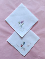 Lot de 2 batiste Vintage cu broderie manuala cu flori si broderie grila pe fir foto