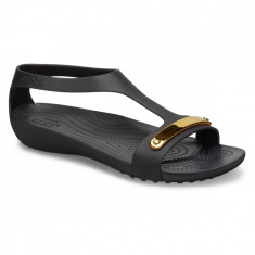 Sandale Femei casual Crocs Serena Metallic Bar Sandal foto