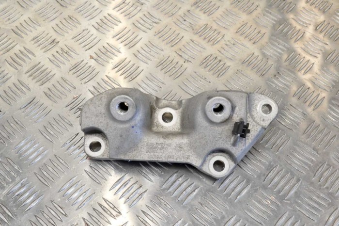 Suport cutie de viteze JAGUAR E-PACE X540 2018 OEM: EJ32-7M125-AB | 13282035