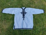Bluza barbateasca model etno - alb cu negru, marime L
