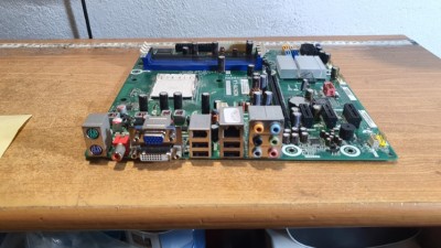 Placa de Baza PEGATRON M2B78-LA foto