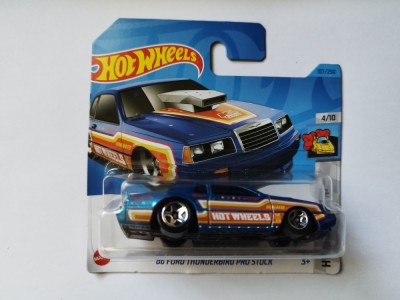 bnk jc Hot Wheels 2023 &amp;#039;86 Ford Thunderbird Pro Stock - 107/250 foto