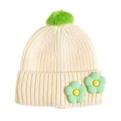 Caciula ivory cu ciucure si flori verzi