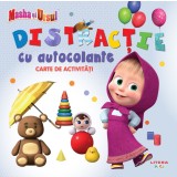 Masha si Ursul. Distractie cu autocolante. Carte de activitati