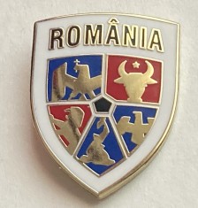 QW9 N8 69 - insigna - tematica heraldica - stema Romaniei