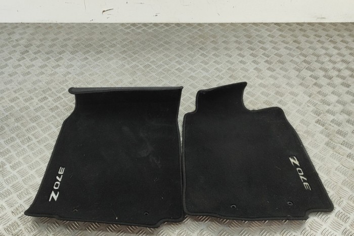 Set covorașe NISSAN 370 Z Coupe Z34 2014 OEM: 999E2‑ZVH00 | 31994645
