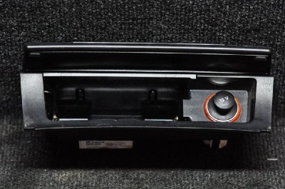Scrumiera VW PASSAT B6 3C2 2005 OEM: 3C0863284,31823-00D0 1463198 foto
