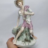 Bibelou portelan romanesc vechi, vintage - BAIAT DESCULT