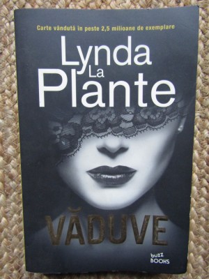 Lynda la Plante - Vaduve foto