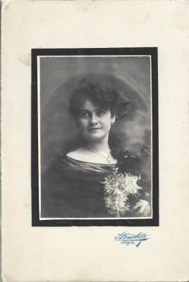 A3120N T&amp;acirc;nără, studio Naschitz, Lugoj foto