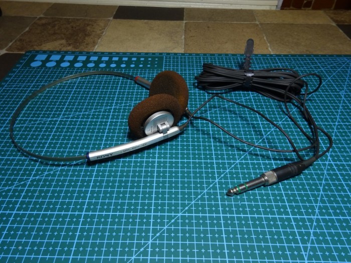 Casti audio walkman vintage Sony MDR-70, Casti Over Ear, Cu fir, Mufa 3 ...
