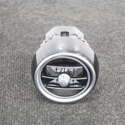 Gura de ventilație planșa de bord MERCEDES-BENZ C W205 2017 OEM: A2058304604 10608689 foto