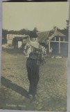 Carte postala, femeie in port popular din Romania, perioada interbelica