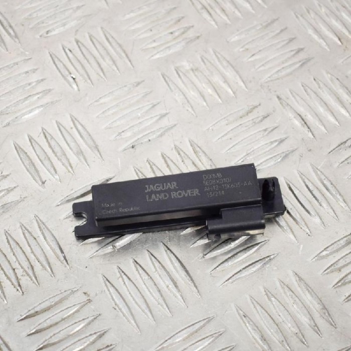 Amplificator de antena LAND ROVER RANGE ROVER EVOQUE L538 2014 OEM: AH42-15K603-AA 2607580