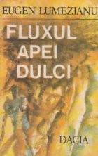 Fluxul apei dulci foto