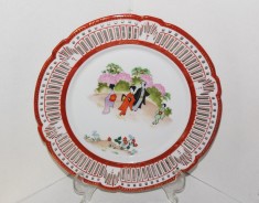 Antichitate: Farfurie porțelan bavarez traforat reticular, pictată manual, cca. 1910-1923 - decor Kutani 2 - marcaj Schwarzenhammer, Germany