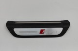 Ornament prag interior st&acirc;nga spate AUDI Q3 8U 2013 OEM: 8U0853375B,8U0853375C 30775603