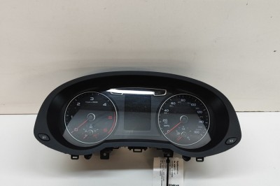 Ceas de bord AUDI Q3 8U 2013 OEM: 8U0920990C,A2C53219792 | 30771707 foto