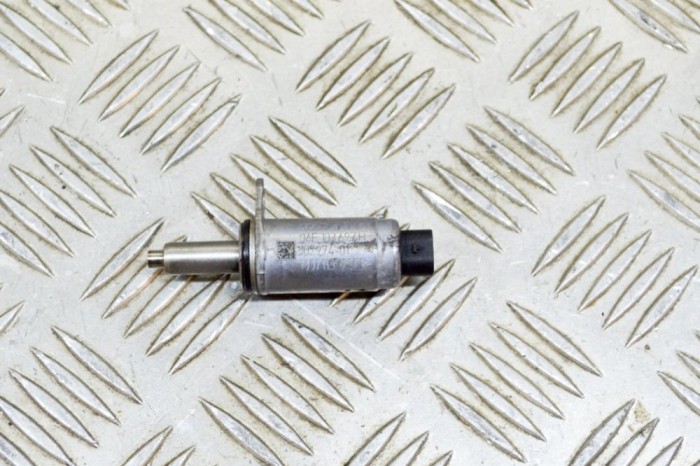 Supapa solenoid AUDI A5 Sportback 8TA 2013 OEM: 06E103697H 12476369