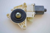 Motor macara geam ușă st&acirc;nga spate MERCEDES-BENZ E W212 2010 OEM: A2048200542 2016884
